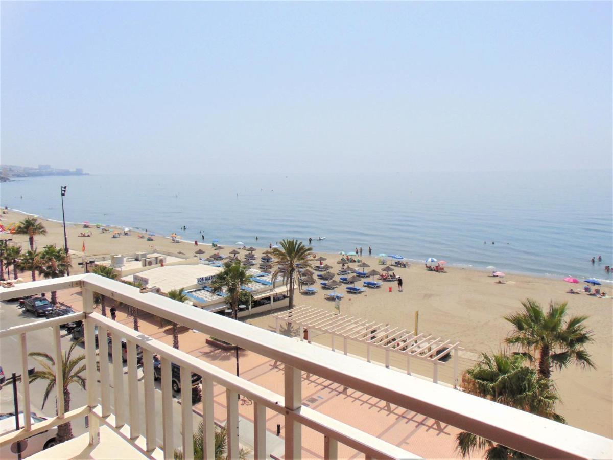 Beachfront, Two Bed- & Bathrooms, Private Parking Fuengirola Bagian luar foto