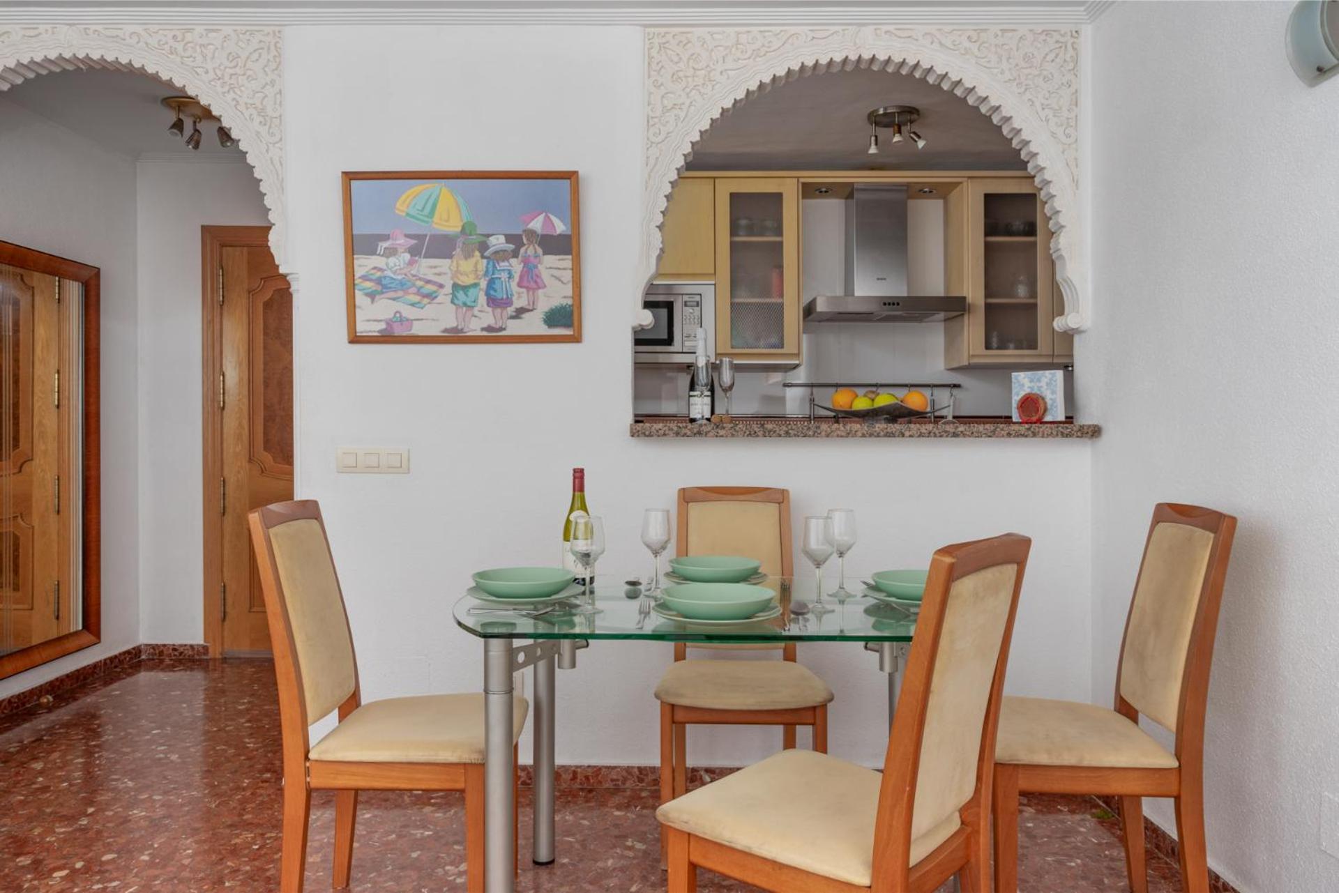 Beachfront, Two Bed- & Bathrooms, Private Parking Fuengirola Bagian luar foto