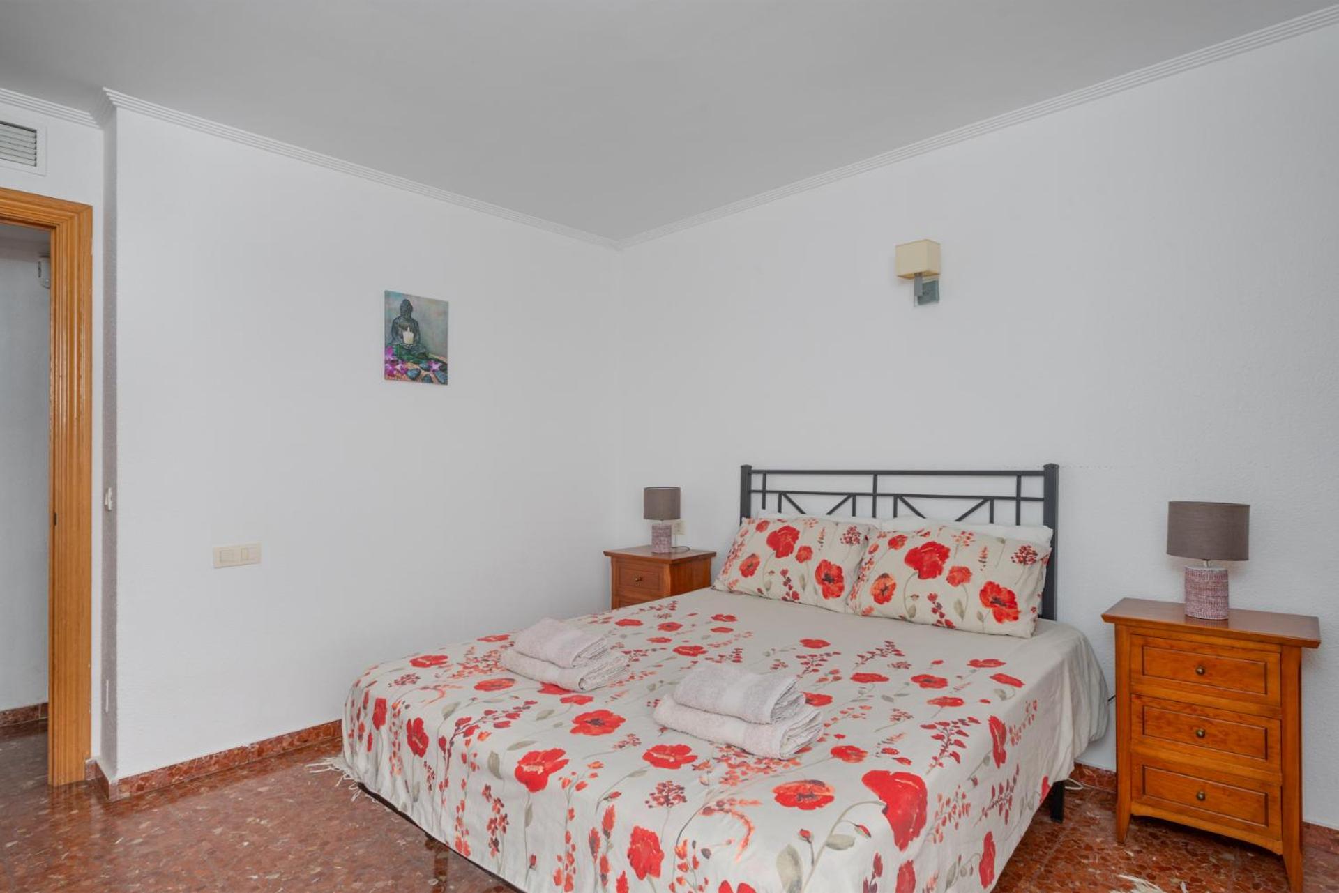 Beachfront, Two Bed- & Bathrooms, Private Parking Fuengirola Bagian luar foto